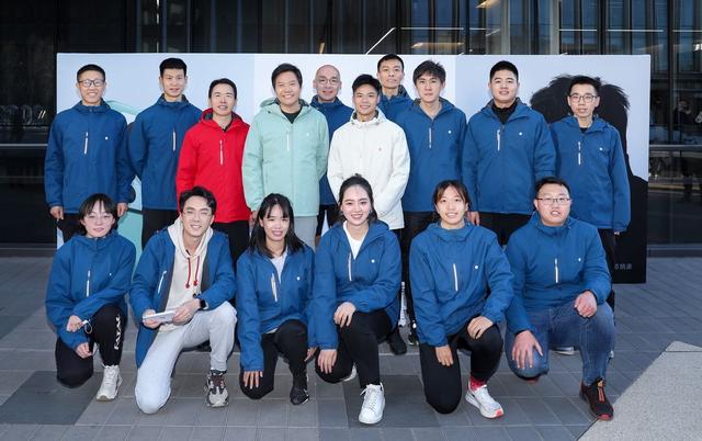 京东以旧换新上门是拿新手机和我换吗(小米12系列晚8点开售 京东一站式以旧换新打造全新购机体验)