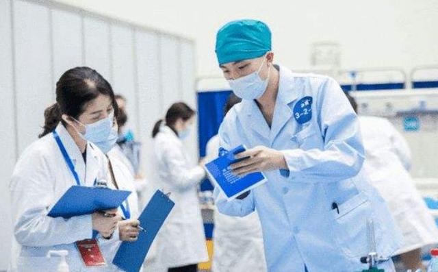 就业前景好的专业排名知乎(医学专业前景排行榜出炉，临床医学被挤出前三，榜首就业面很广)