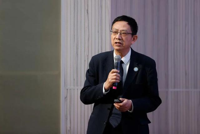 重庆市个人所得税起征点是多少(贾康：关于个人所得税等问题的访谈（2022.3.6）)