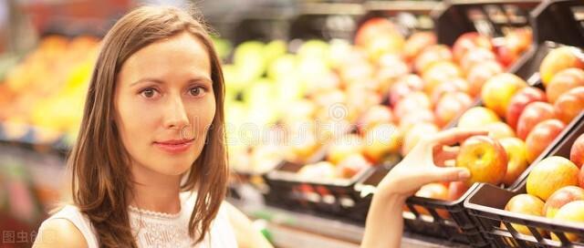 一元店小商品批发(一块钱一斤橘子，三个月获利80万，聪明老板的生意经值得借鉴)