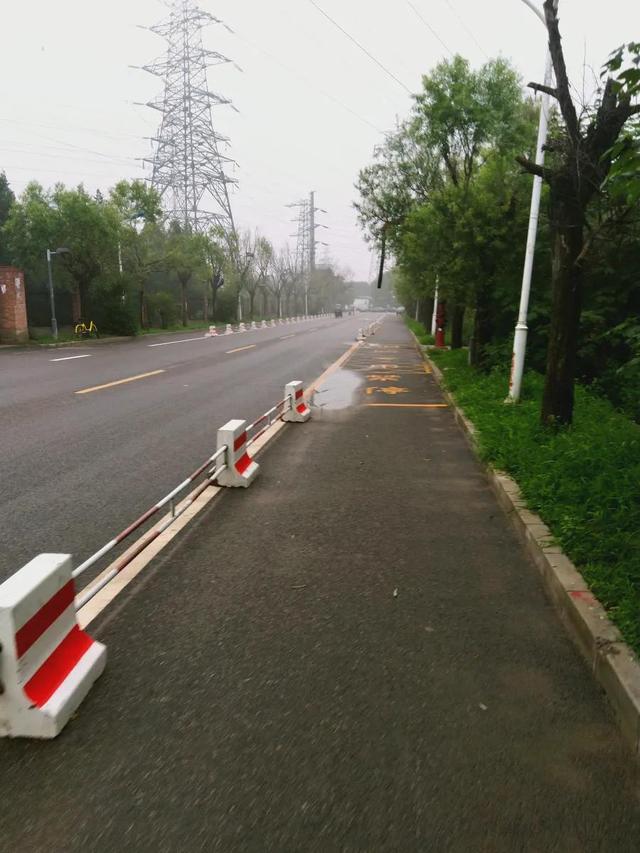 晚上兼职可以做什么工作岗位(工资一个月4000，不够开支，晚上有兼职的工作，你愿意去干吗？)