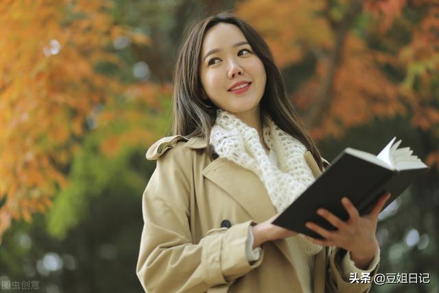 手机怎么赚钱快(普通宝妈，靠一部手机实现财富自由，赚钱带娃两不误，真香)