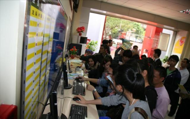 买彩票如何才能中大奖(买彩票不中奖怎么办？想提高中奖概率，这3个方法或许可以帮到你)