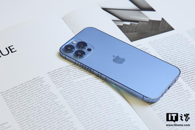 郑州富士康官网招聘2020(准备苹果 iPhone 14 新机生产，郑州富士康提前招工)