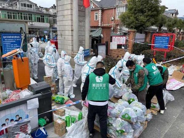送外卖平台给车子吗(增加配送车辆与配送频次并推出春菜尝鲜专场 外卖平台全力响应消费者线上购菜需求)