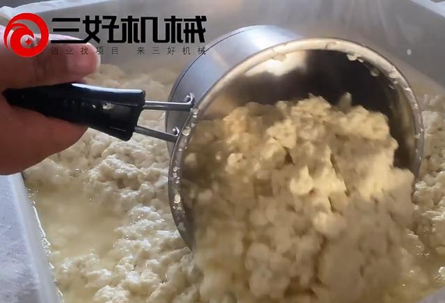 制作豆腐的机器设备(使用豆腐机制作豆腐，这四点要重要，豆腐香甜全靠它)