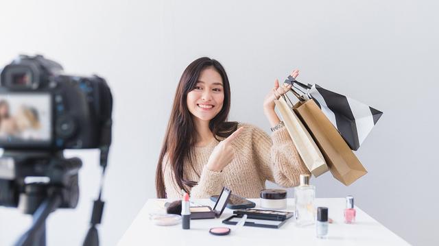 直播带货roi计算公式(怎么找“主播带货”才不亏？)