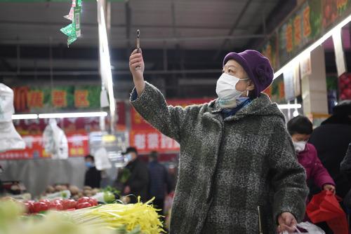 支付宝商家二维码(收款二维码还能不能用了？央行最新权威解读来了)