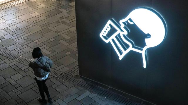 双11手机销量排行榜2020(喜茶“裁员”背后，新国货命悬一线)