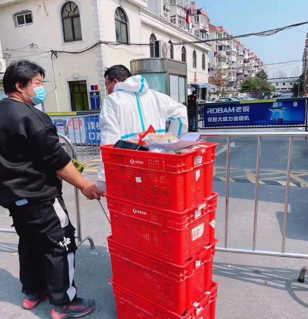 电商是什么工作,主要干啥(电商配送员的一天：日送4000单，“养”了一个小区)