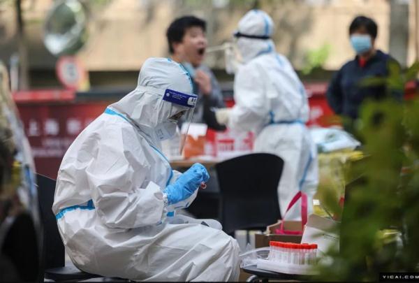 假新闻案例(同一小区一天测出13个“假阳性”，这家第三方机构核酸检测结果准确性遭质疑)